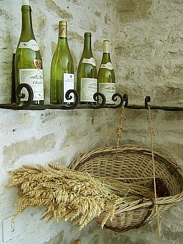 Gîte communal de Saint-Cyr-les-Colons, vu sur une chambre